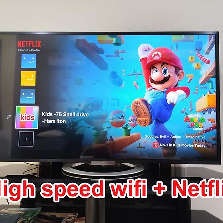 3-Bedroom House-Big Yard- Netflix Hamilton Kültér fotó